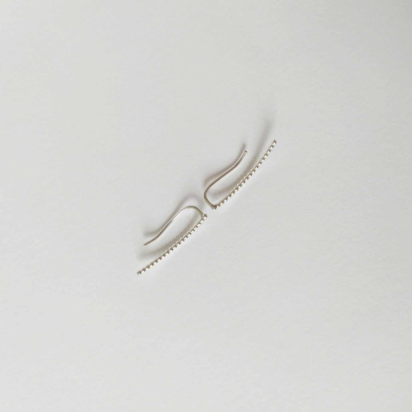 Lotti | dotted ear climber