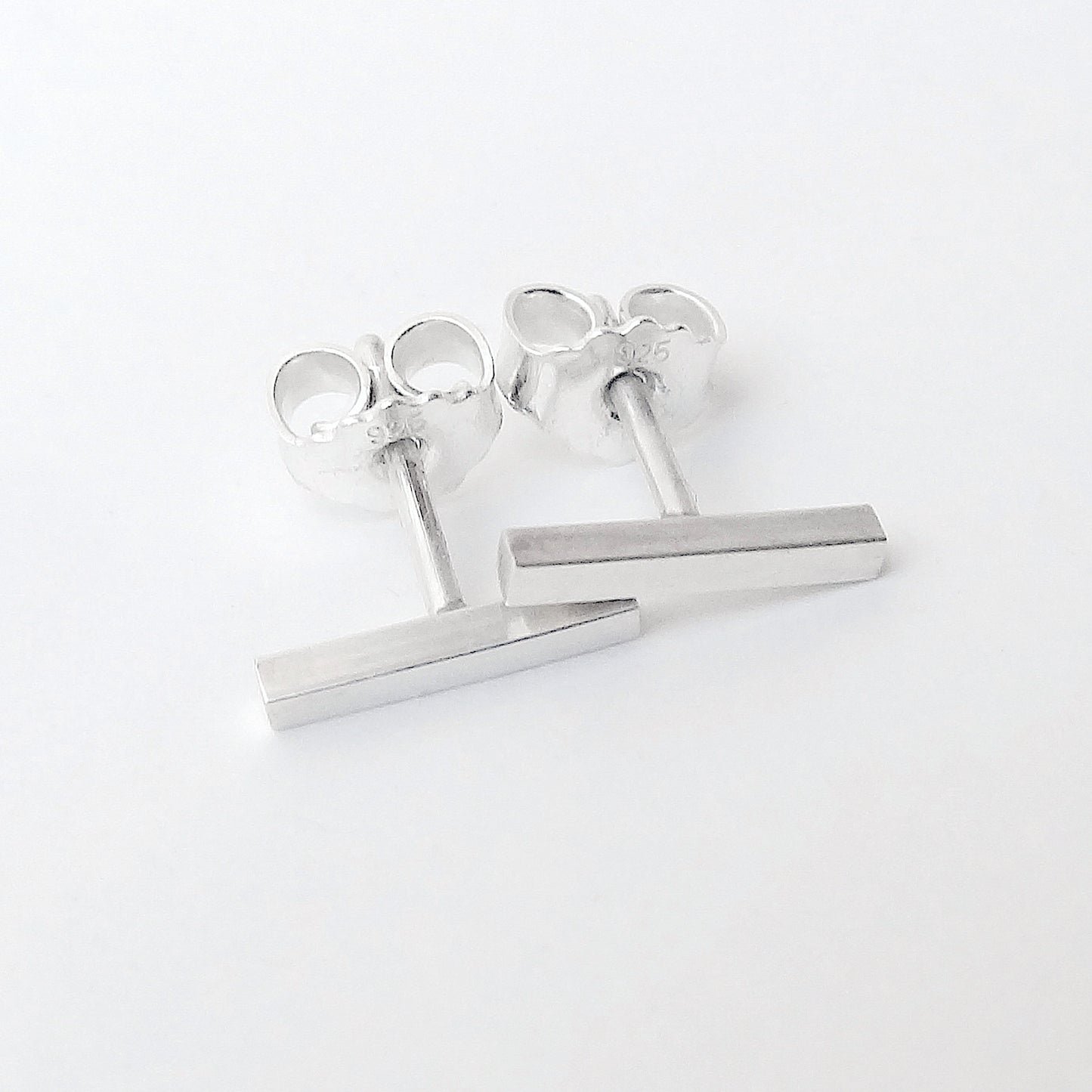 Arden | bar stud earrings