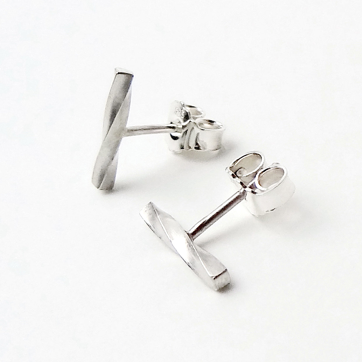 Adina | twisted bar stud earrings