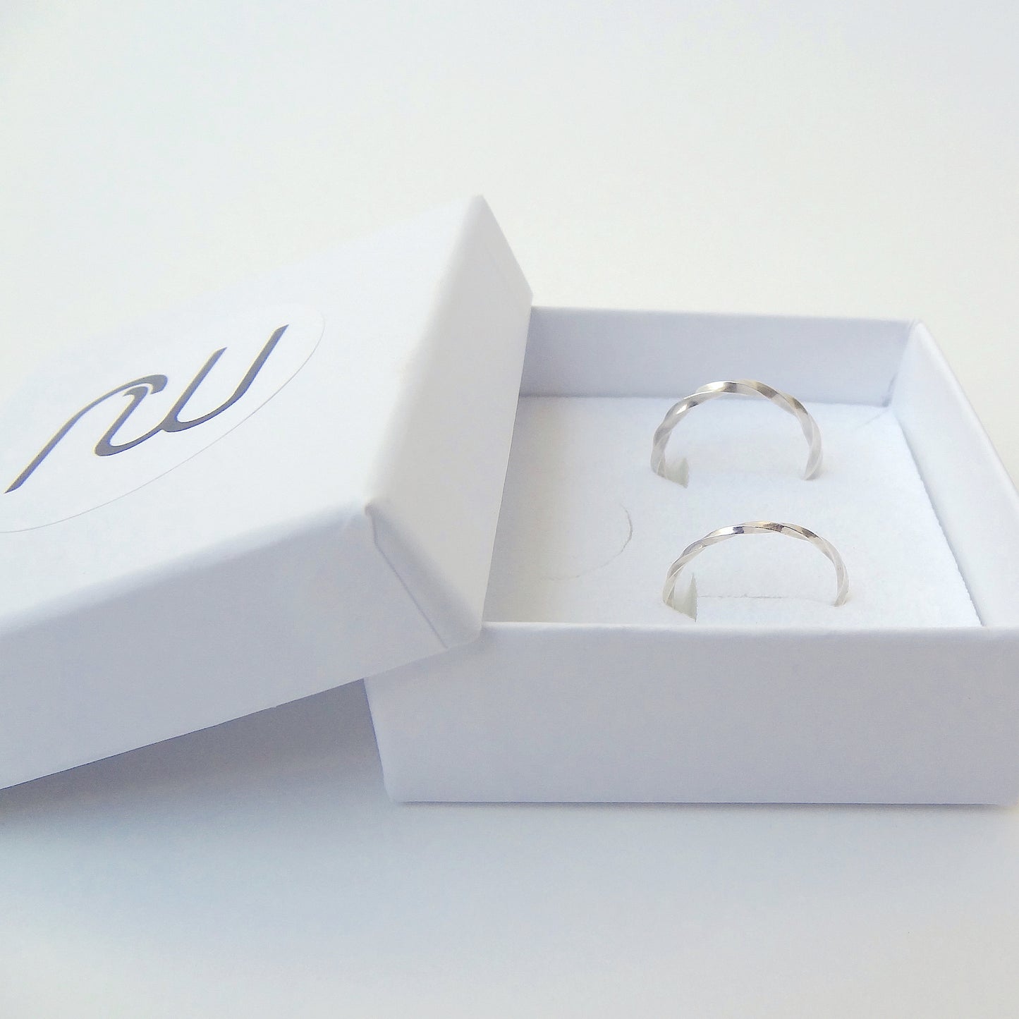 Darcy | skinny twisted silver ring