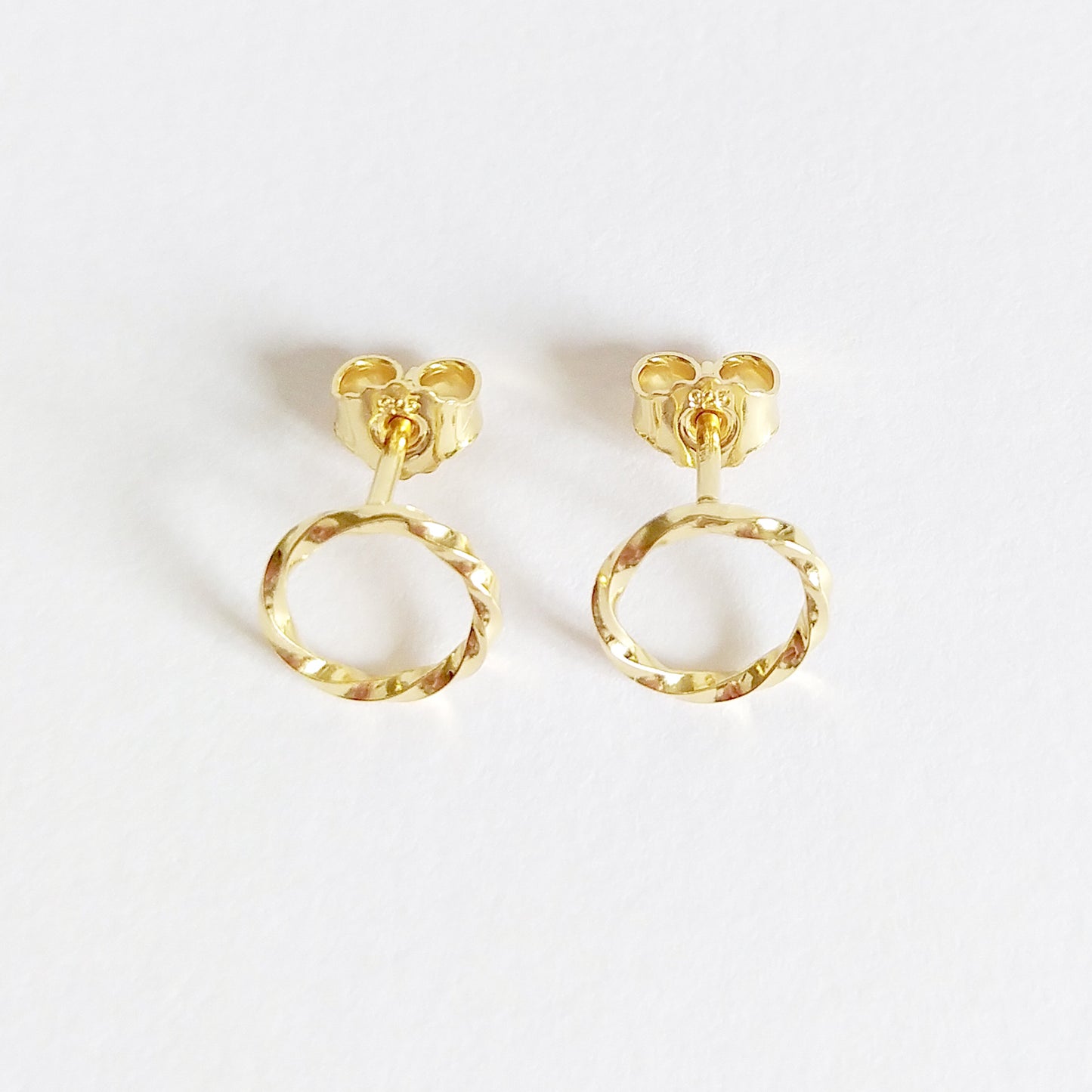 Reese | golden twisted circle ear studs