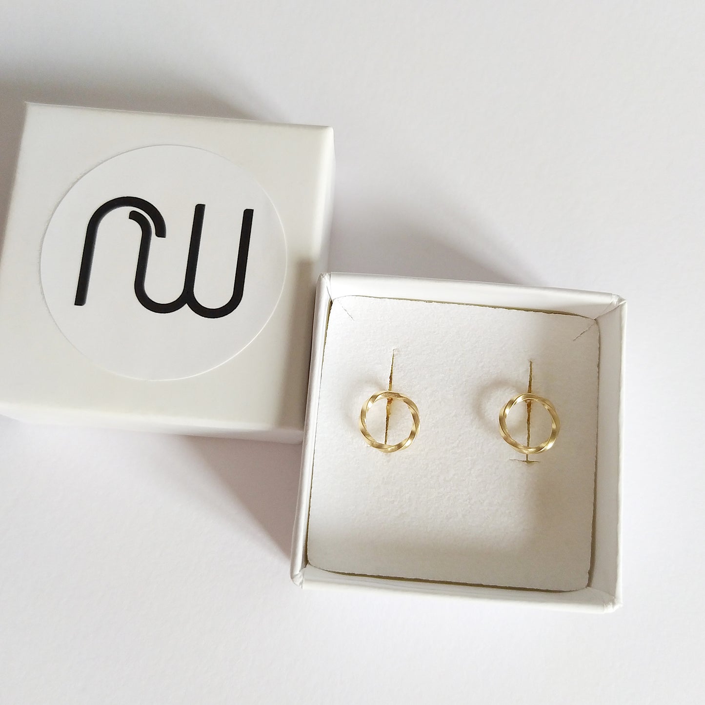 Reese | golden twisted circle ear studs