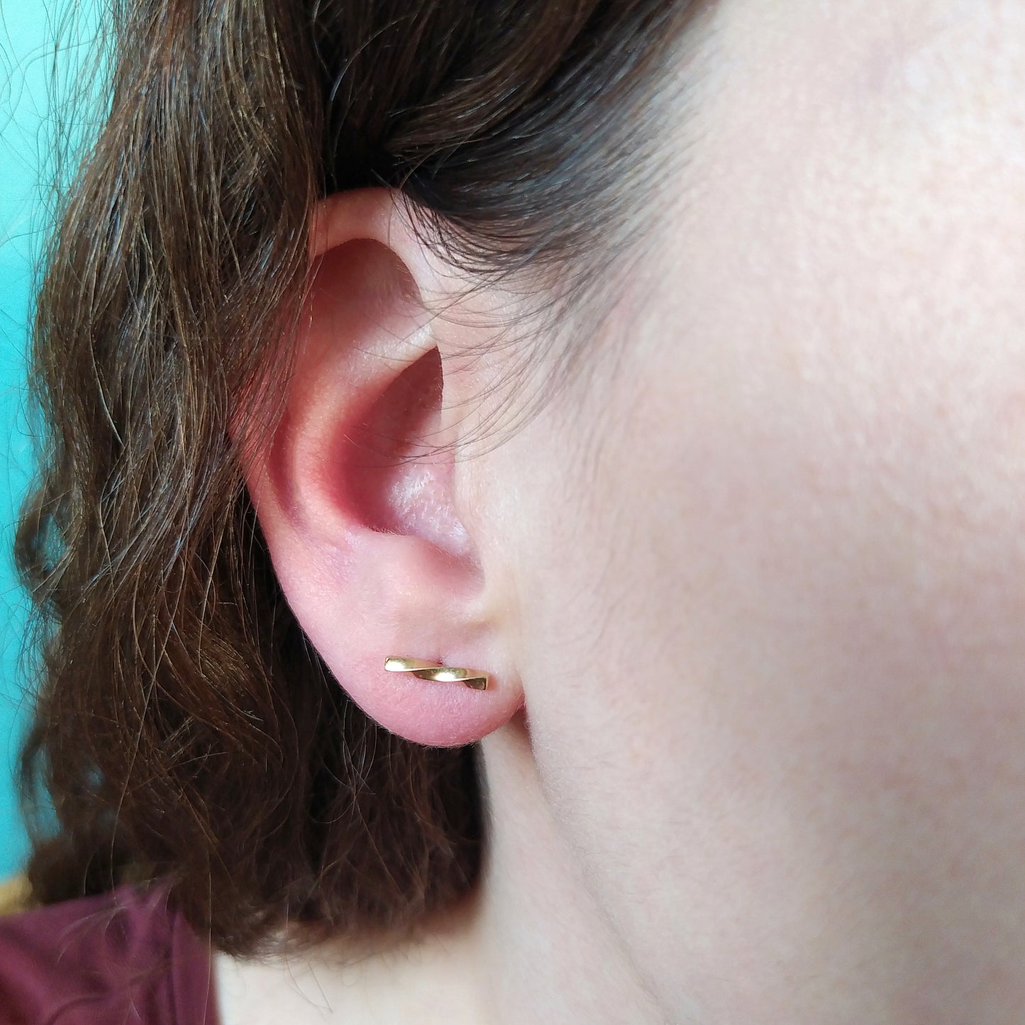 Adina | golden twisted bar stud earrings