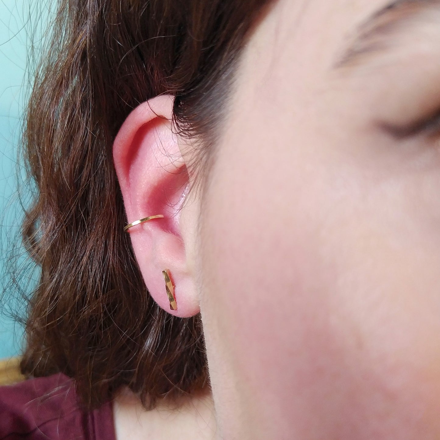 Lilly | golden mini ear cuff