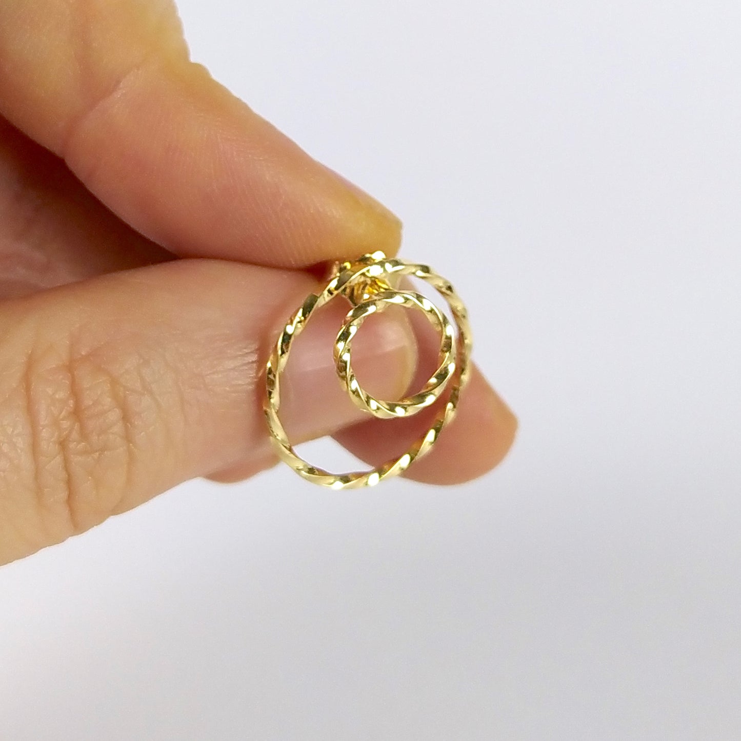 Riley | twisted golden double circle ear studs