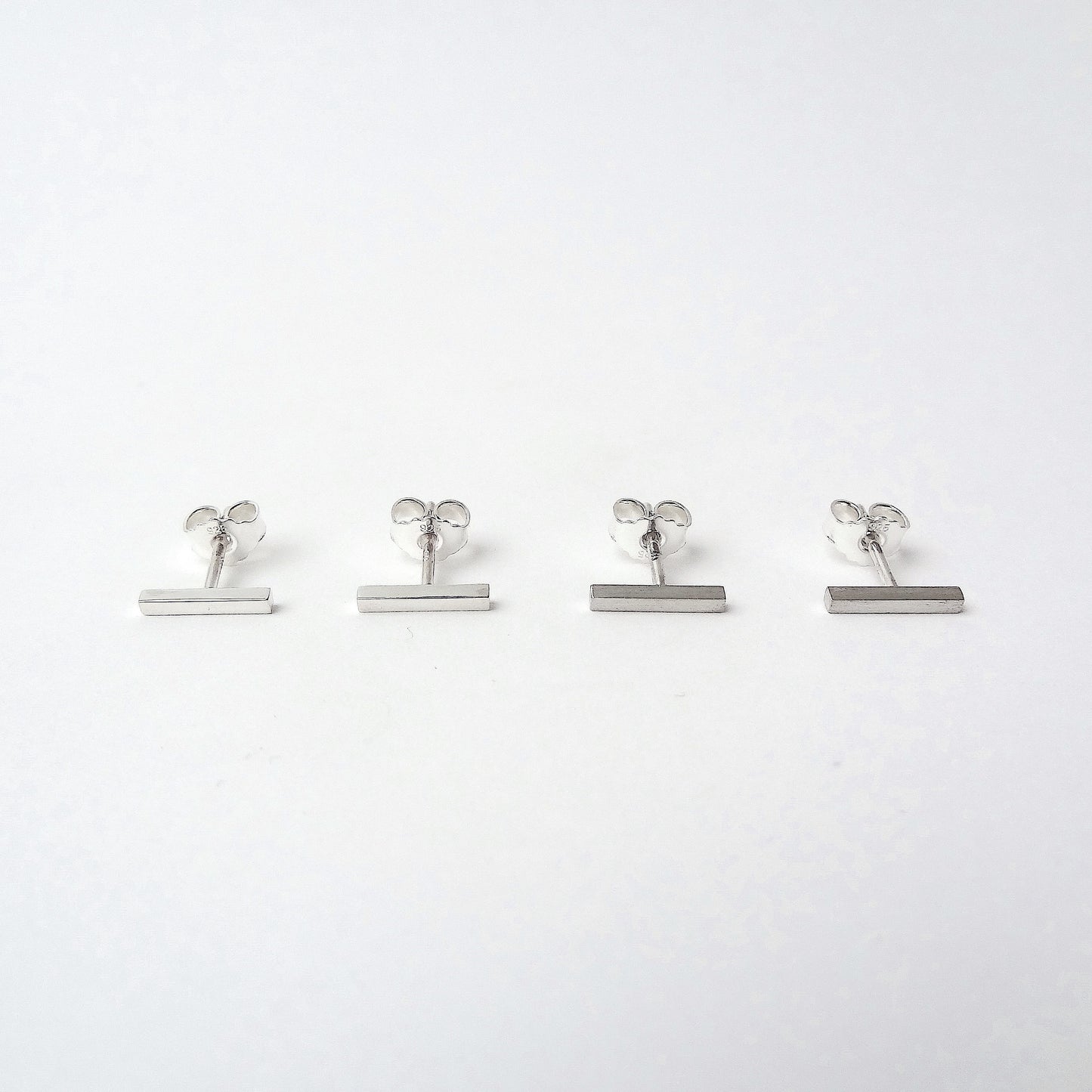 Arden | bar stud earrings