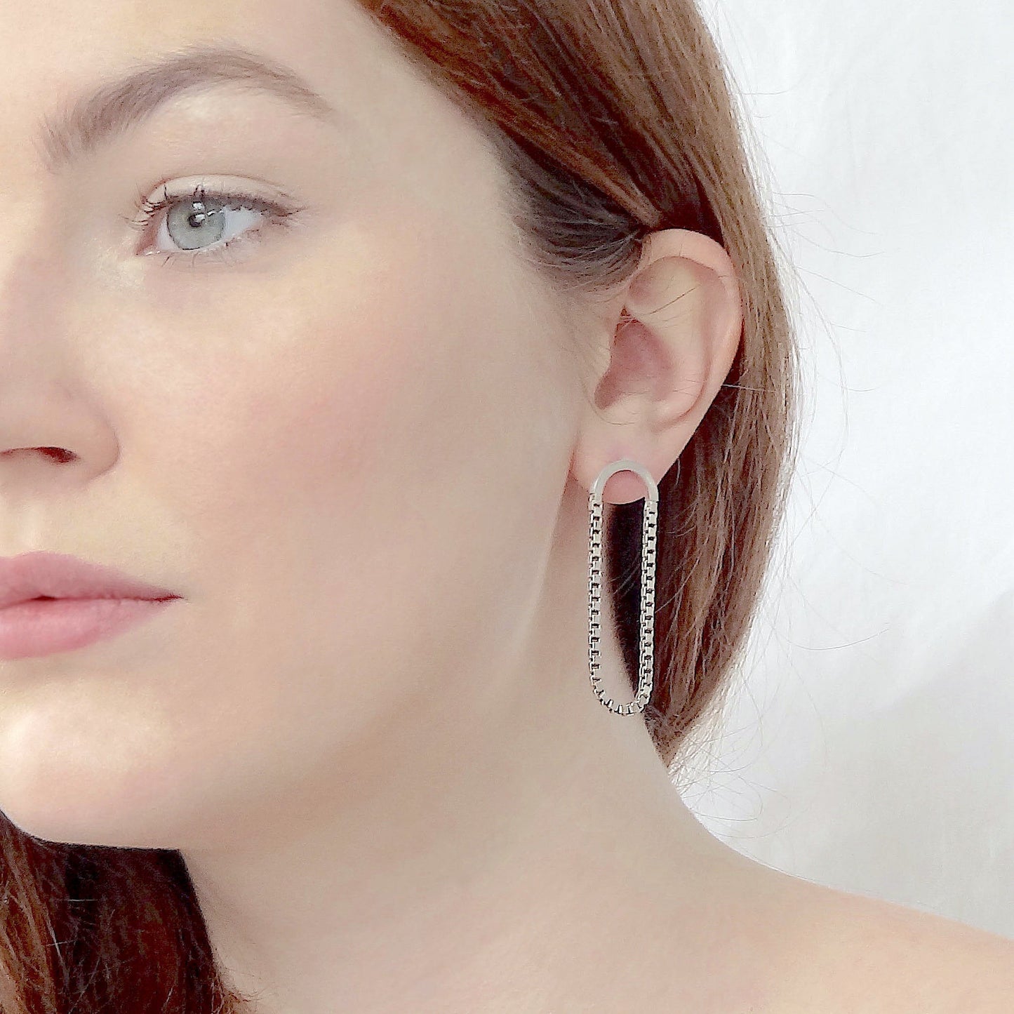 Edda | long oval earrings with hanging chain