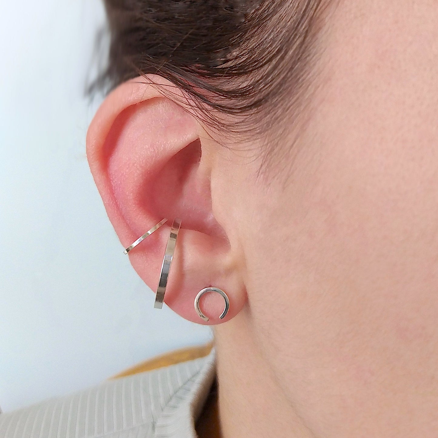Lilly | golden mini ear cuff