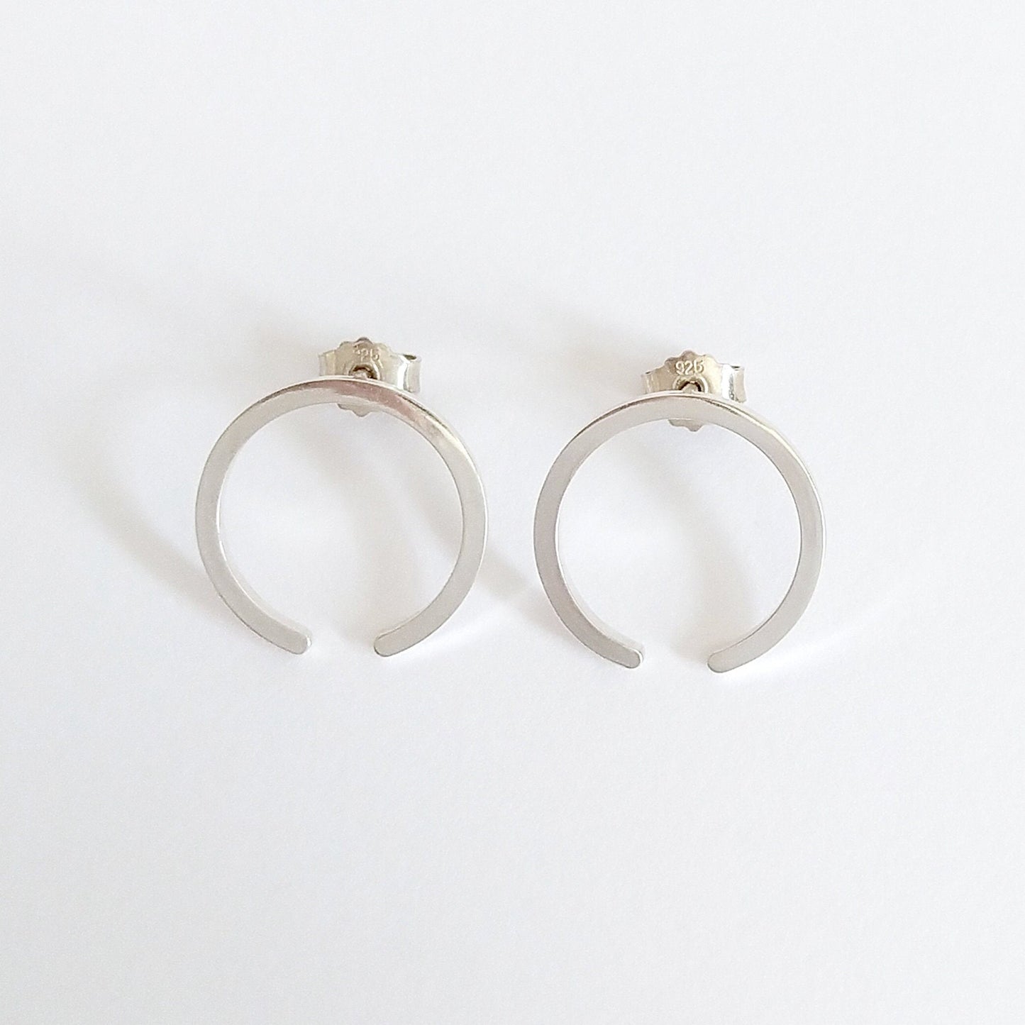 Mila | large open circle ear studs