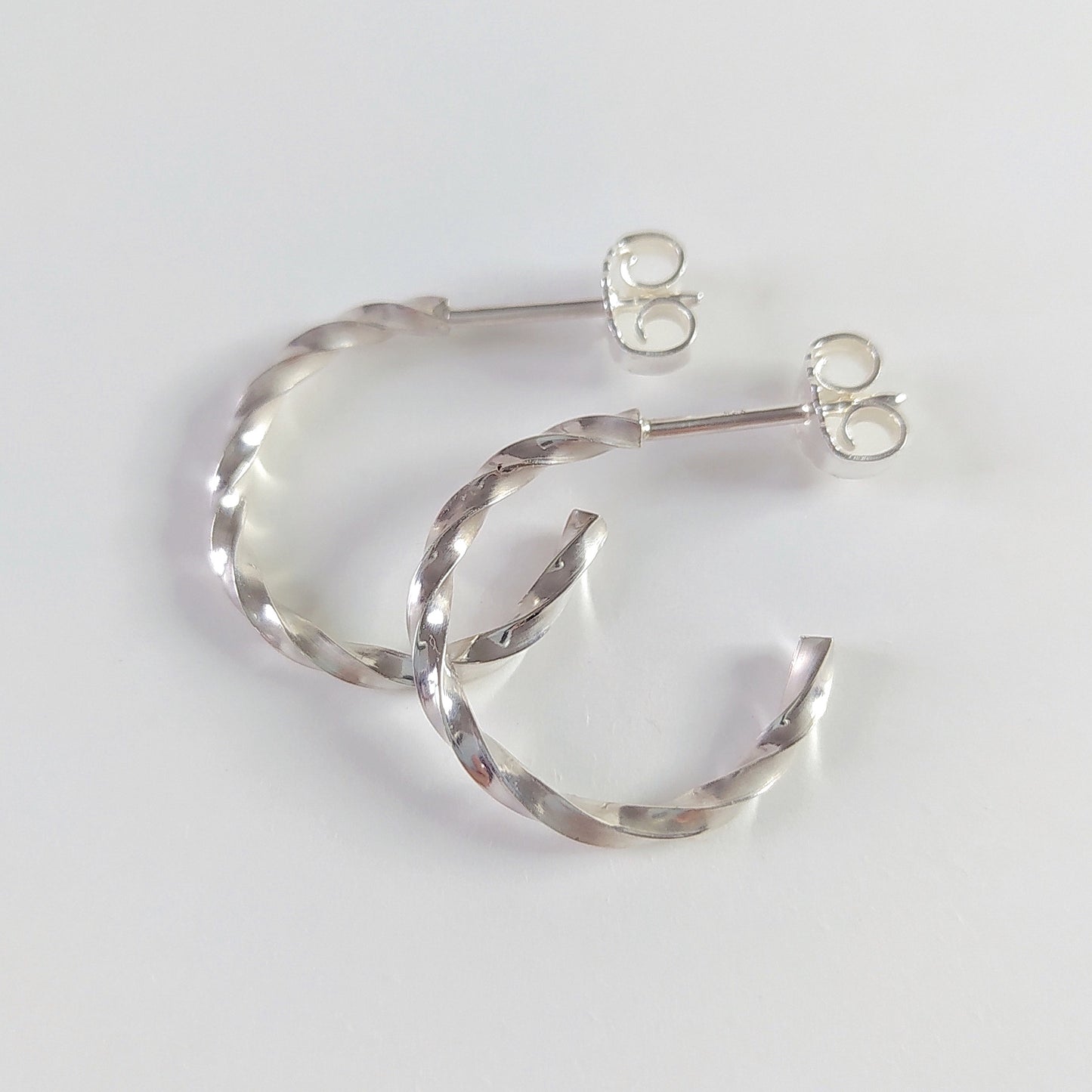 Blair | twisted hoop ear studs