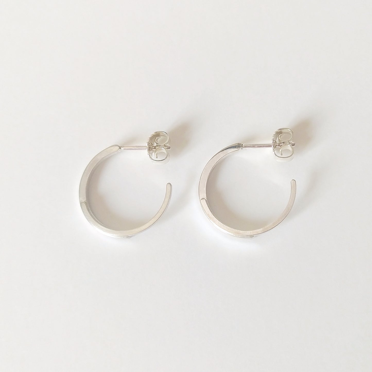 Cammie Hoops | two semi circles hoop ear studs