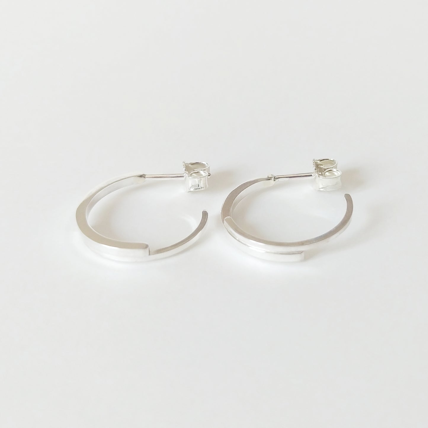 Cammie Hoops | two semi circles hoop ear studs