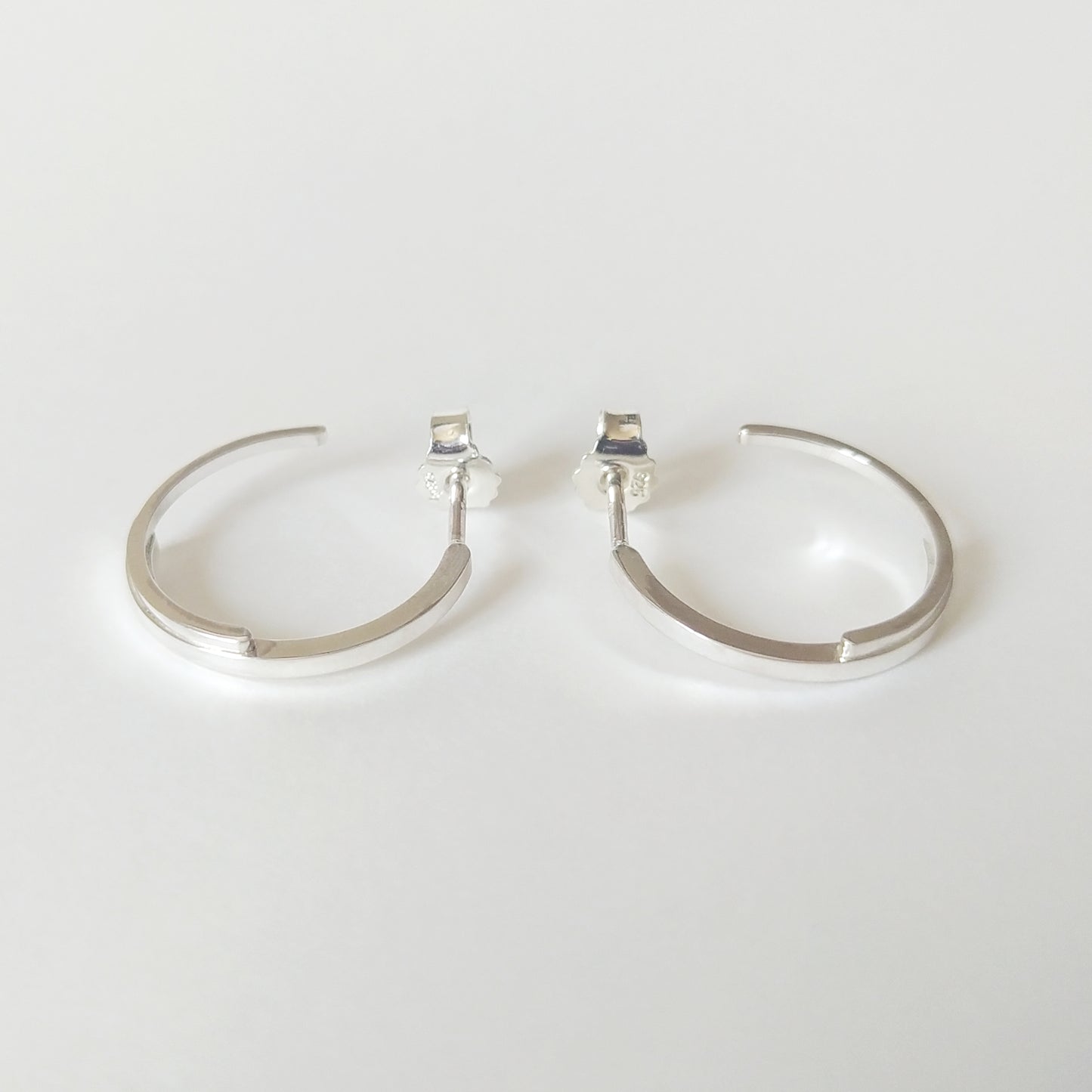 Cammie Hoops | two semi circles hoop ear studs