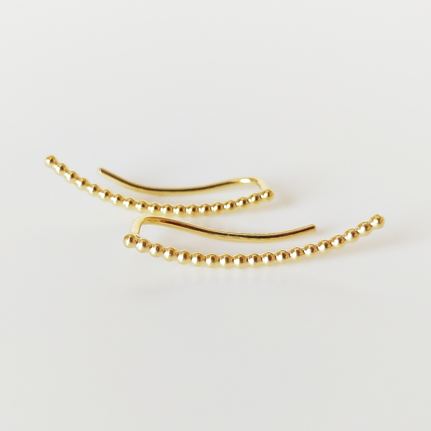 Lotti | dotted ear climber gold plated