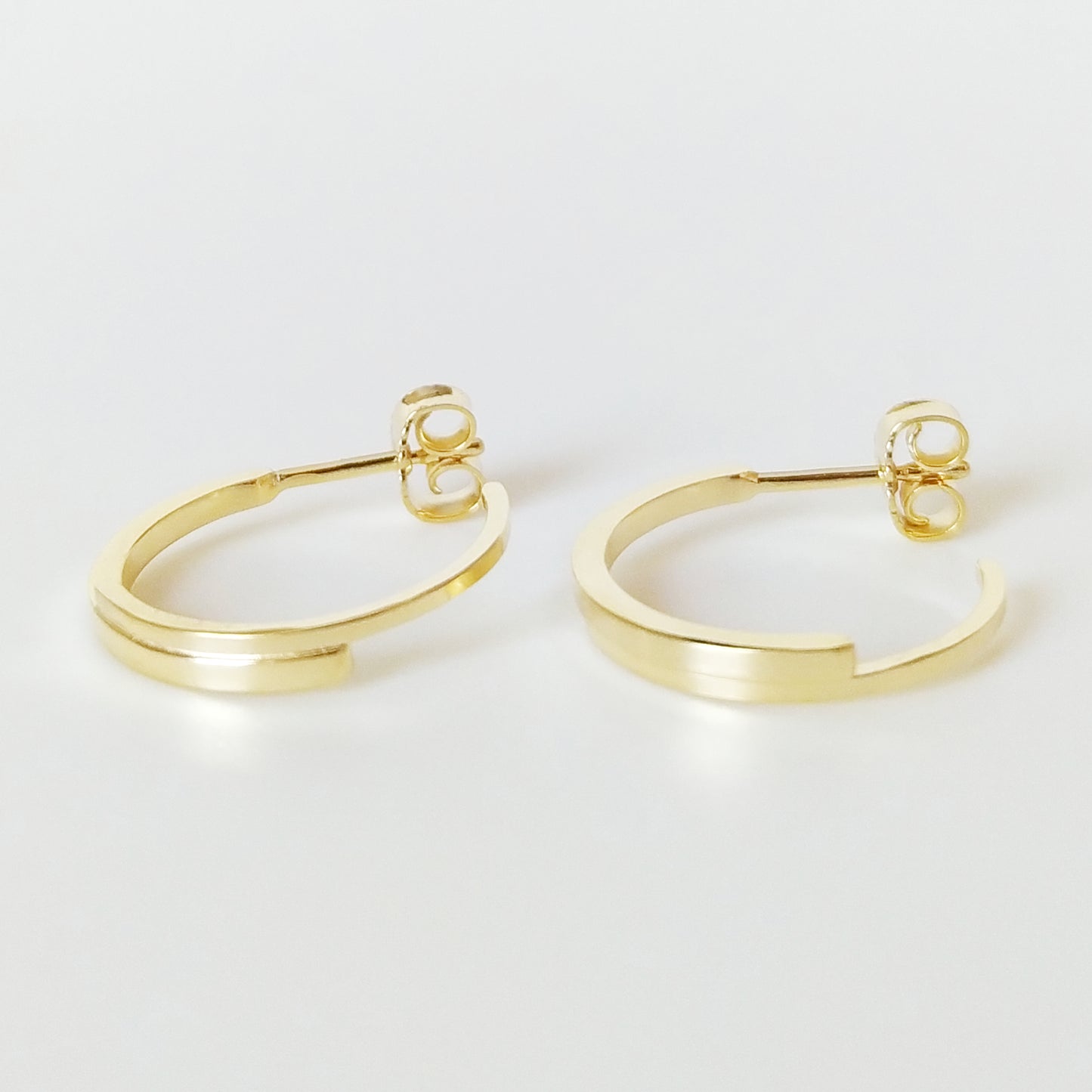 Cammie Hoops | golden two semi circles hoop ear studs