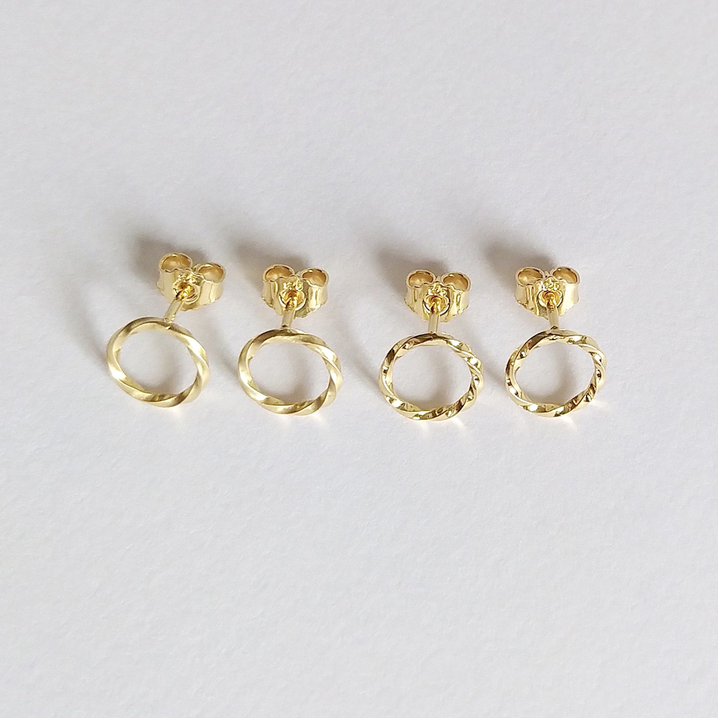 Reese | golden twisted circle ear studs