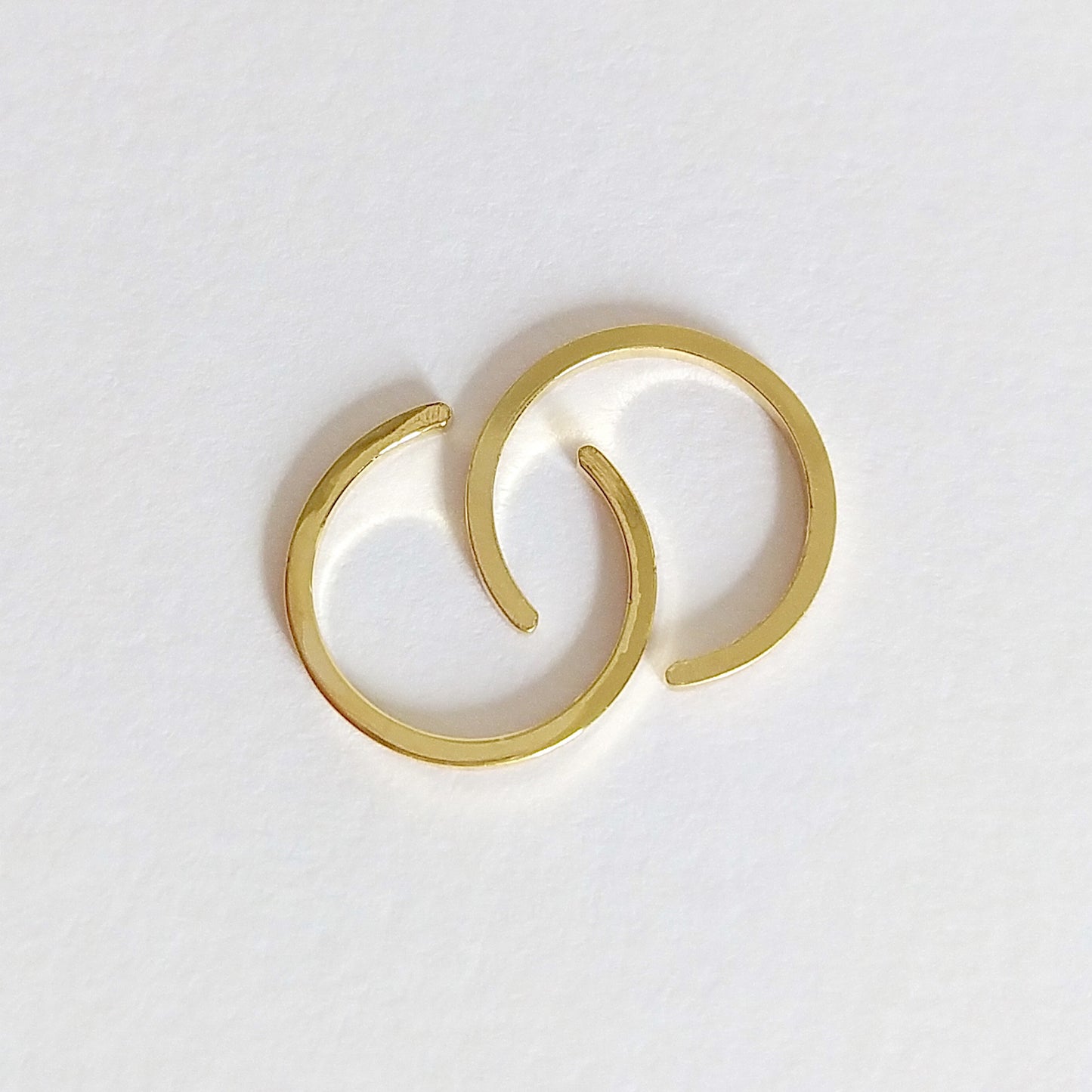 goldener Mini Ansteck Ohrring | Lilly