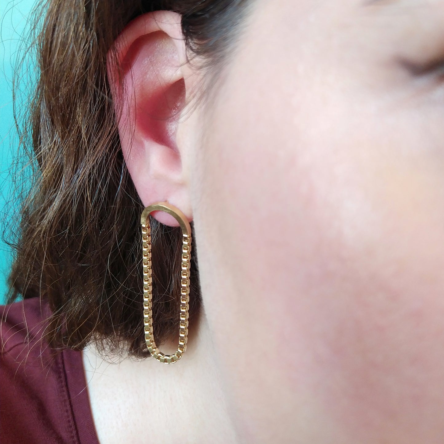 Edda | golden earrings with hanging chain