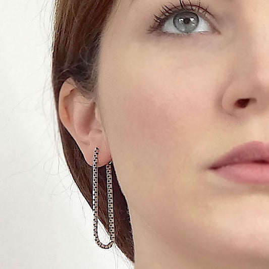 Fleja | hanging chain loop earrings